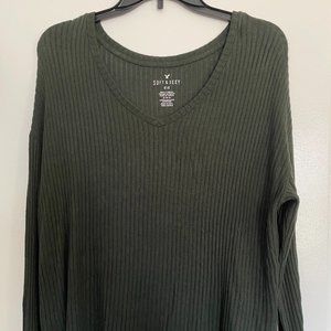 Soft & Sexy American Eagle Cropped Sweater Top